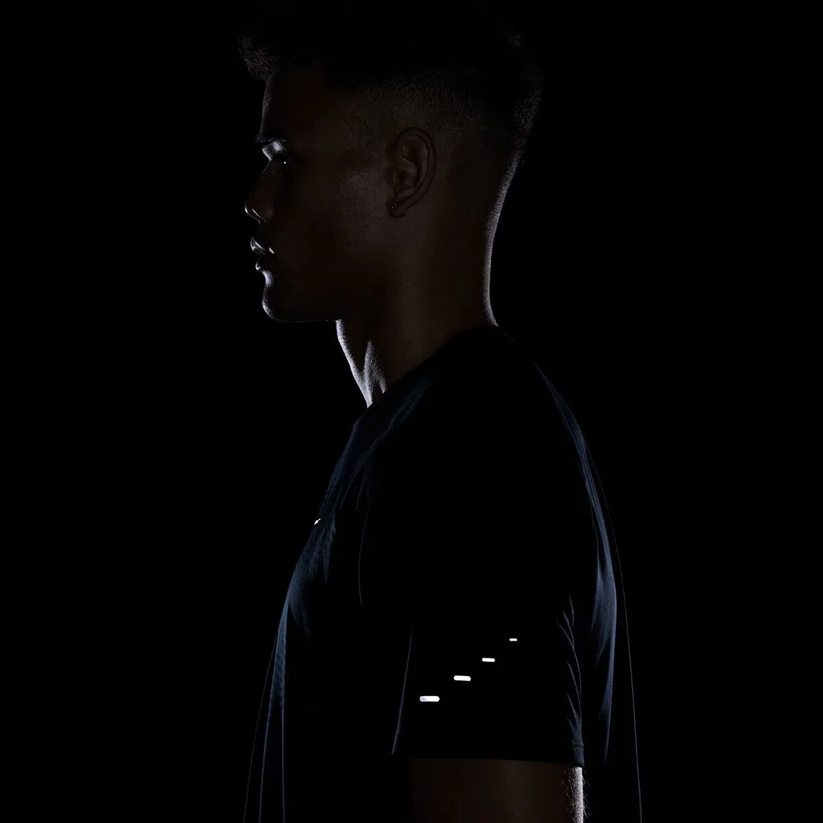 Мужская футболка с коротким рукавом Dri-FIT ADV Stride Nike, Black/Reflective Silv — фото 3