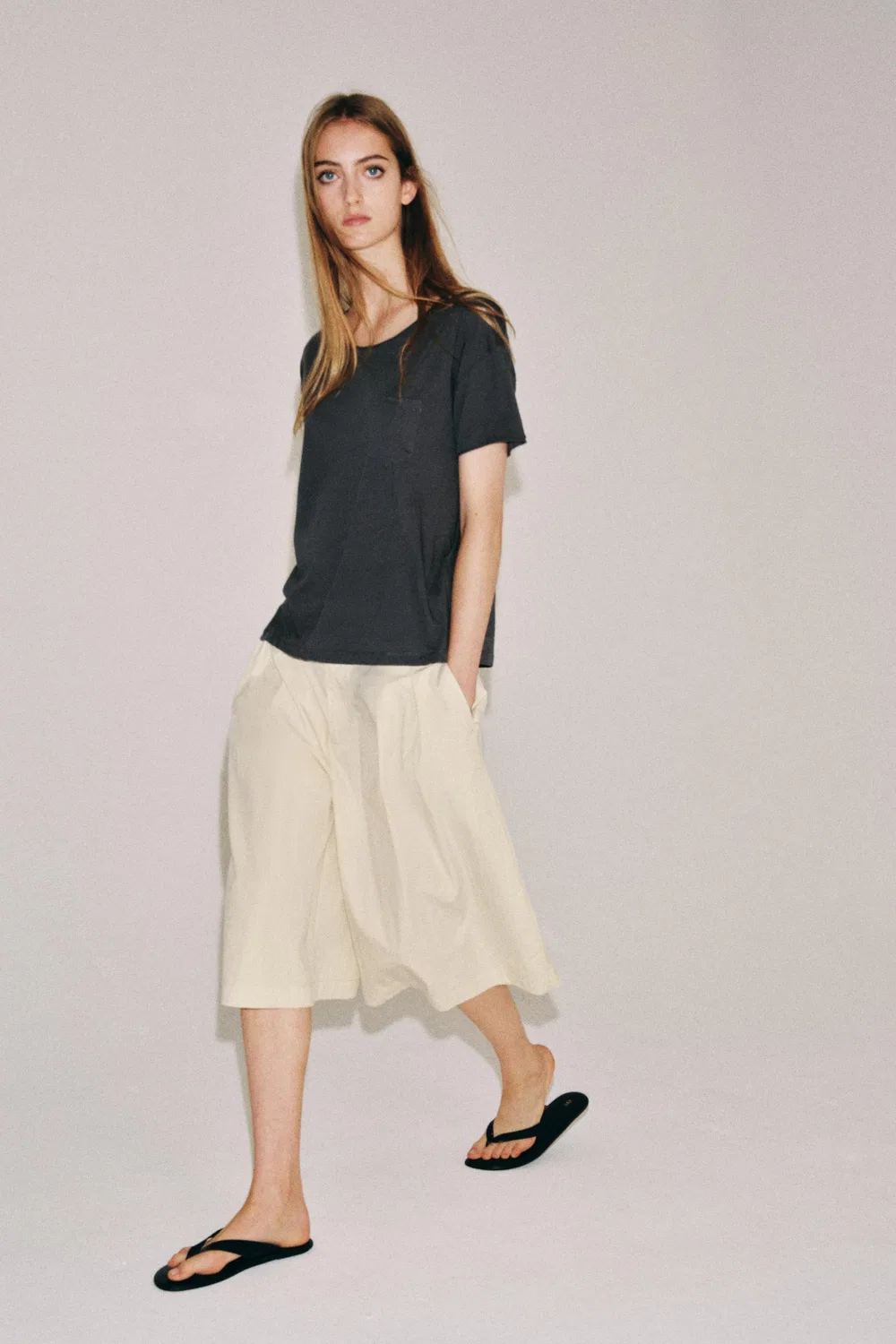 Хлопковая футболка с карманом ZARA, Anthracite grey