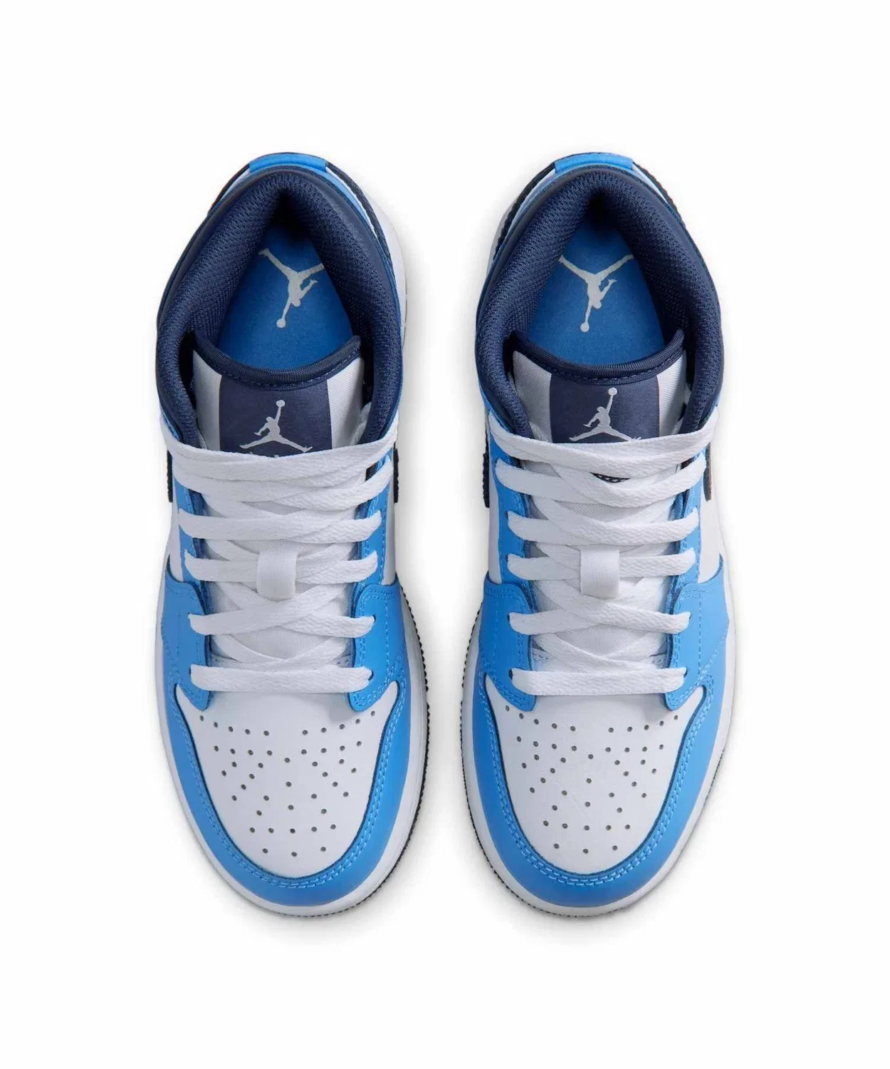 Детские кроссовки с высоким берцем Air Jordan 1 Mid JORDAN BRAND, University Blue/White/Sail/Midnight Navy — фото 4