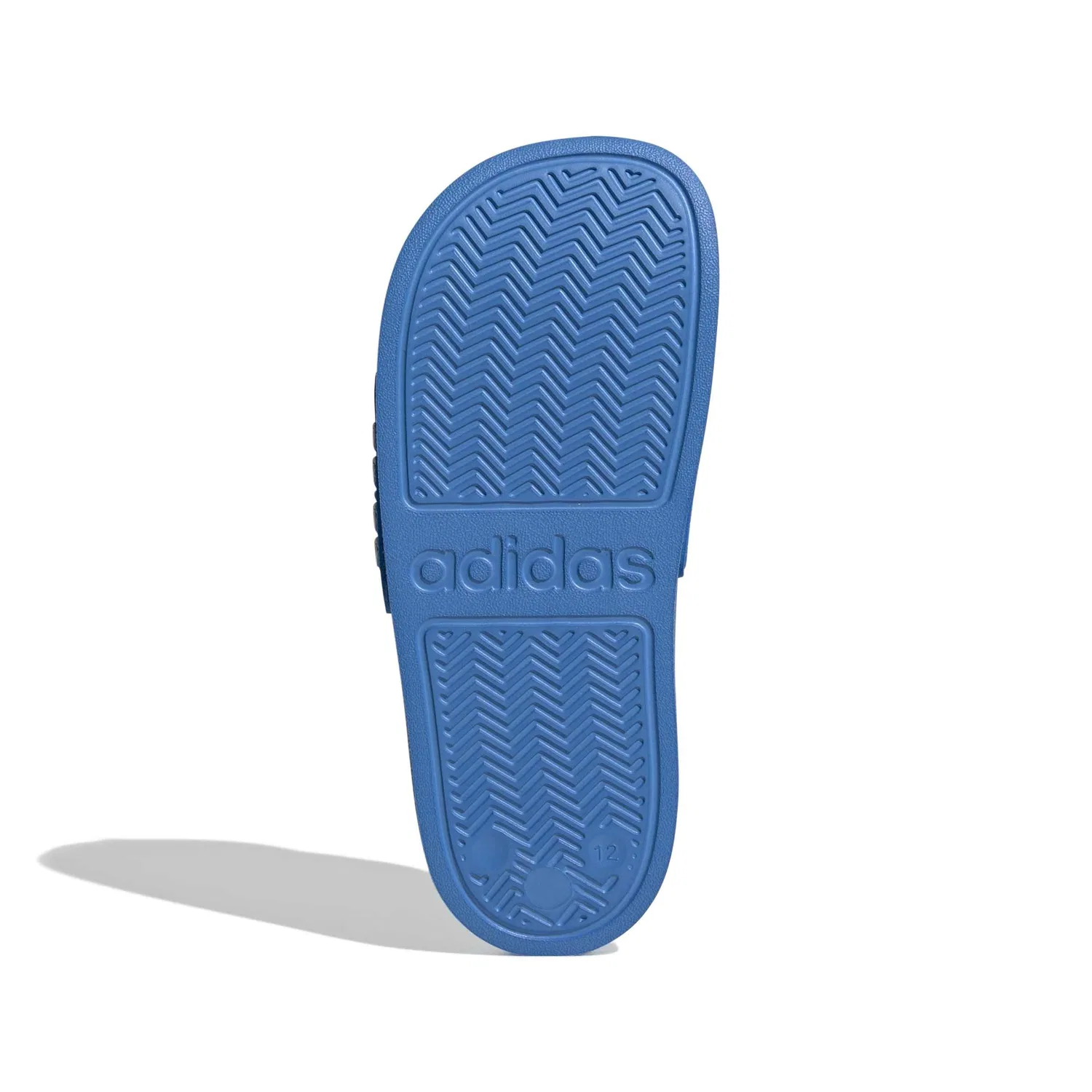 Детские шлепанцы для мальчиков с быстросохнущим материалом Adilette Shower Slides Adidas, Lucid Ray Blue Semi Glossy Red Off White — фото 4