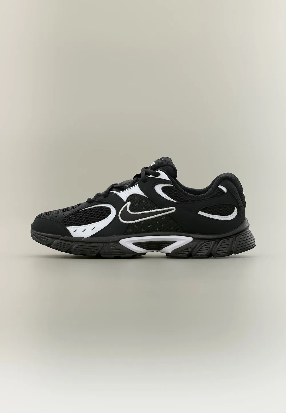 Тренеры Nike Sportswear, Black/White