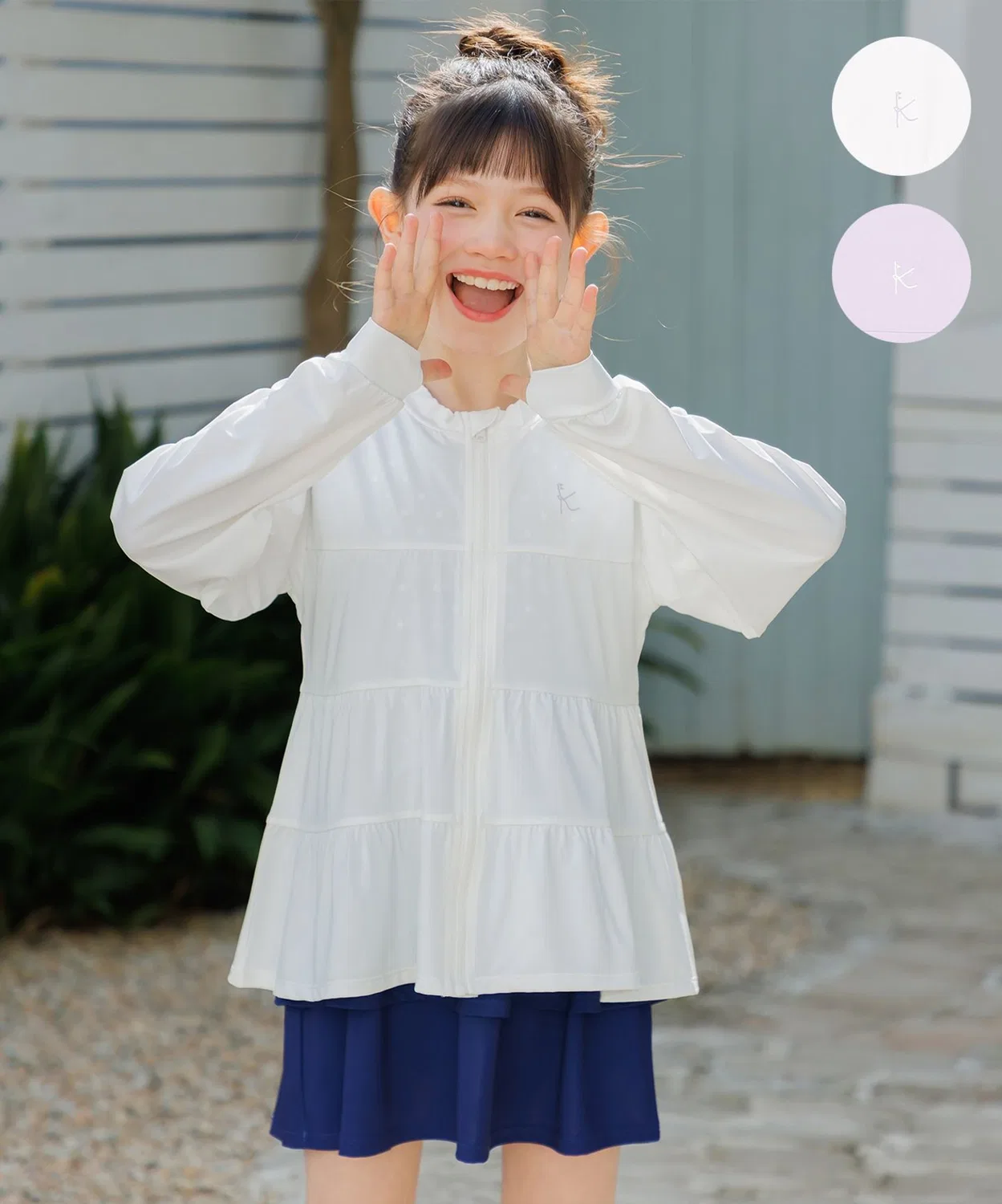 Детская туника для плавания с воланами и длинным рукавом, модель Tiered Rash Guard Kumikyoku KIDS, Ivory