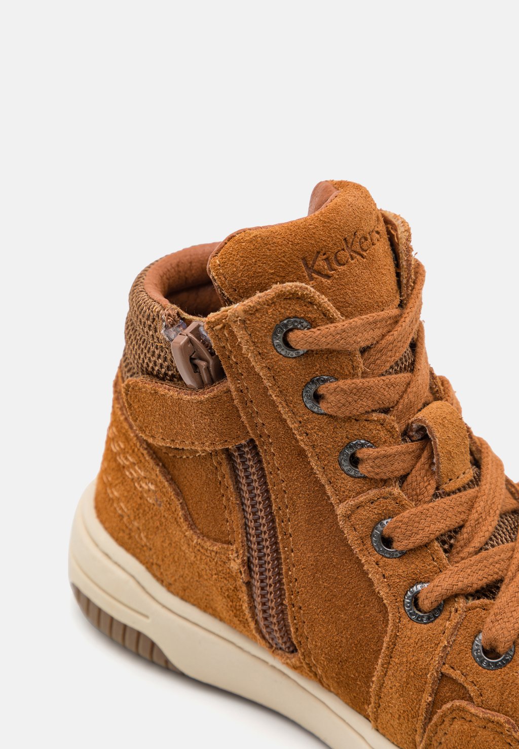 

Ботильоны на шнуровке UNISEX Kickers, коричневый