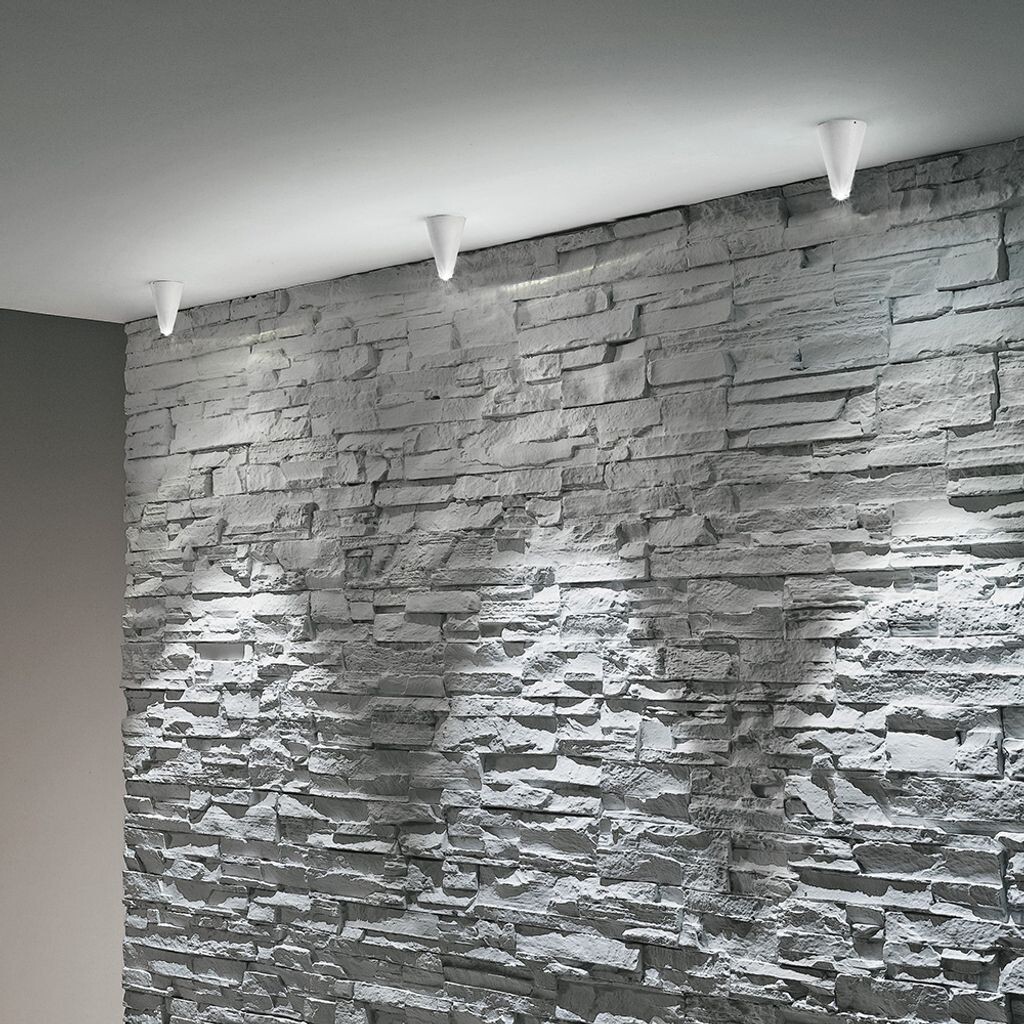 

Linea Light Conus Spot Cono 2W 500Ma Nero Raggr