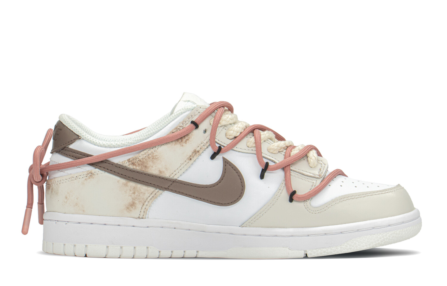 

Кроссовки Nike Dunk Skateboard Shoes Women's Low-Top Brown