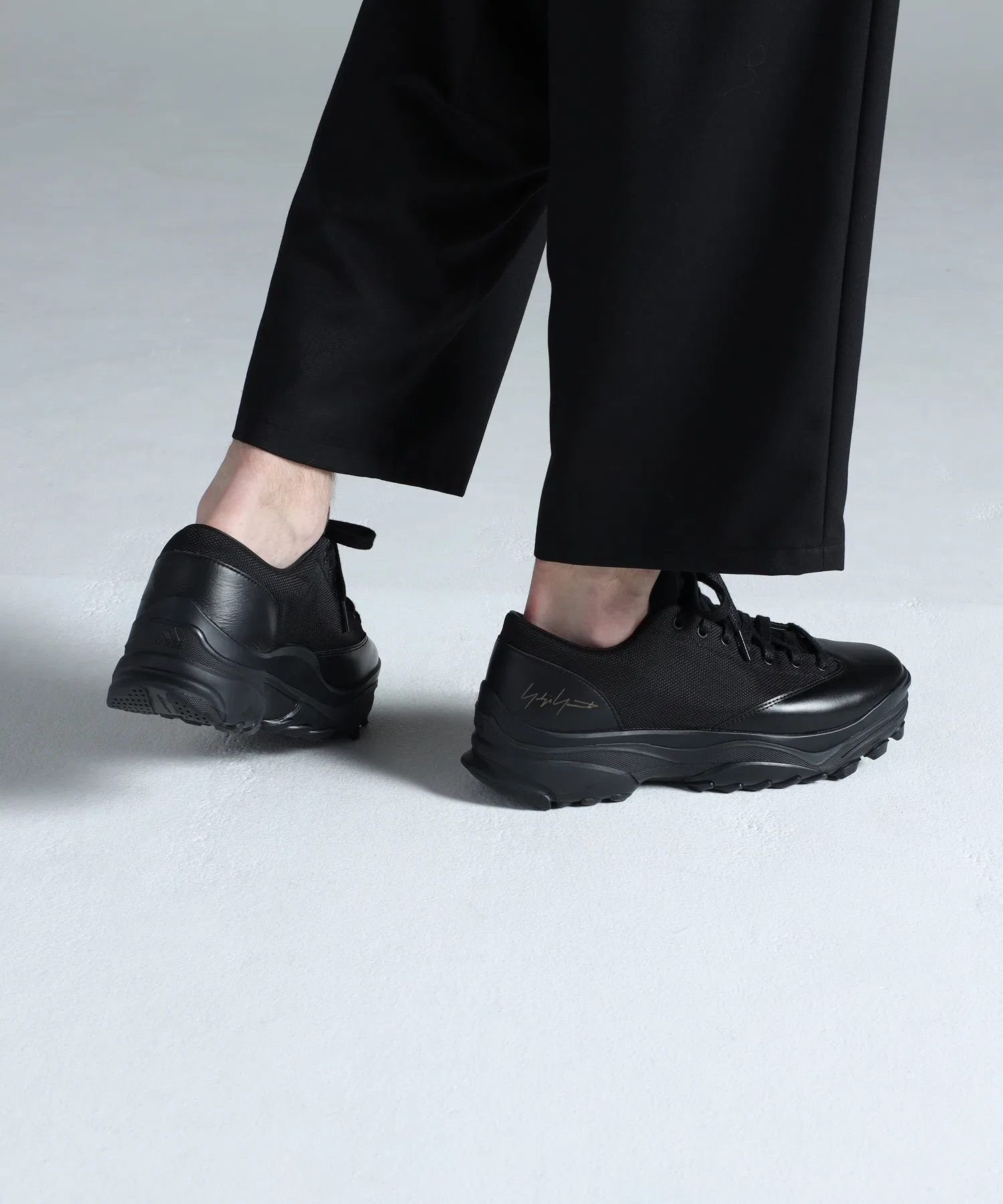 Унисекс кроссовки Y-3 GSG9 LO из кожи и замши чёрные — фото 2