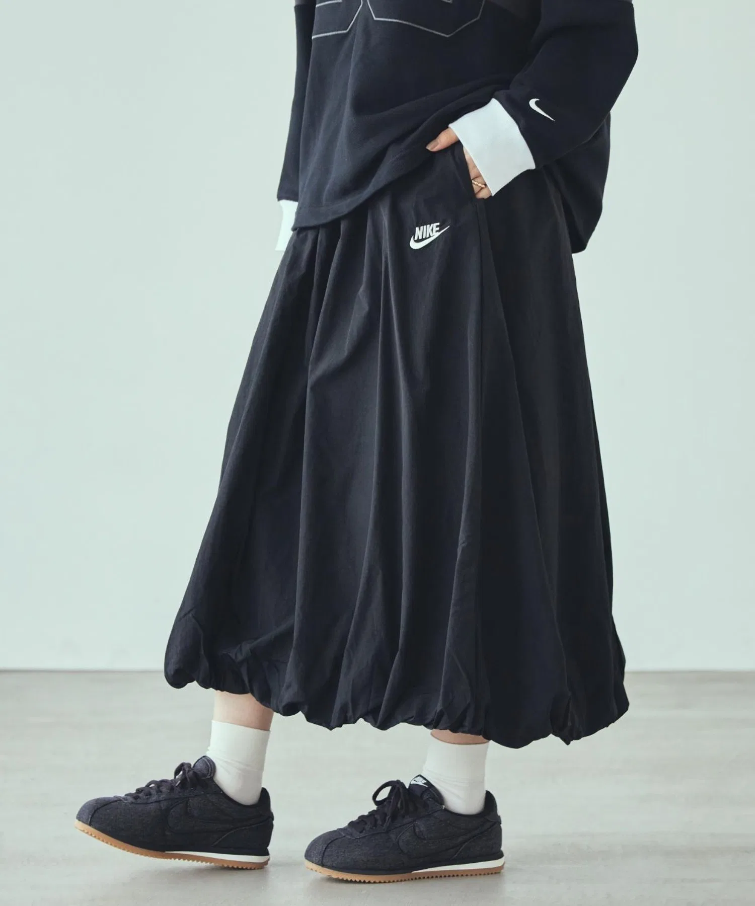 Женская юбка-миди Nike Sportswear Windrunner чёрная
