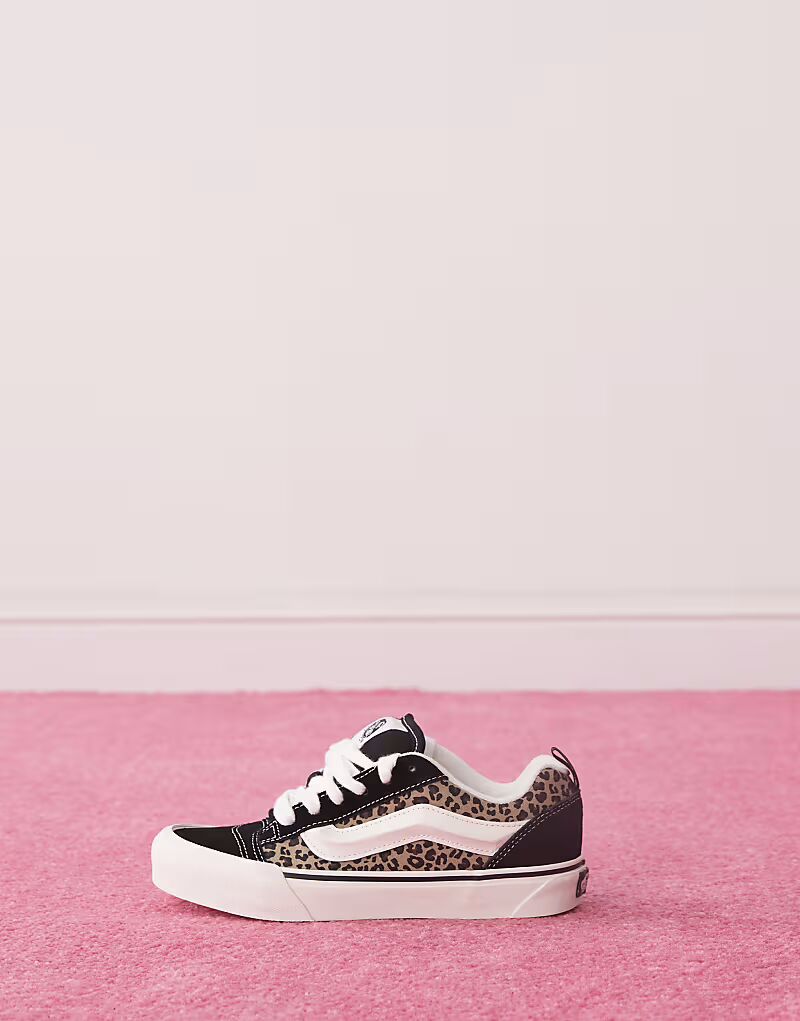 Массивные кроссовки Vans Knu Skool с черным леопардовым принтом — фото 4