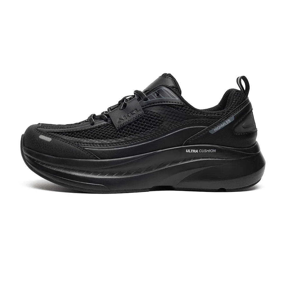 Мужские функциональные кроссовки High Miles цвета Graphite Black от Akiii Classic