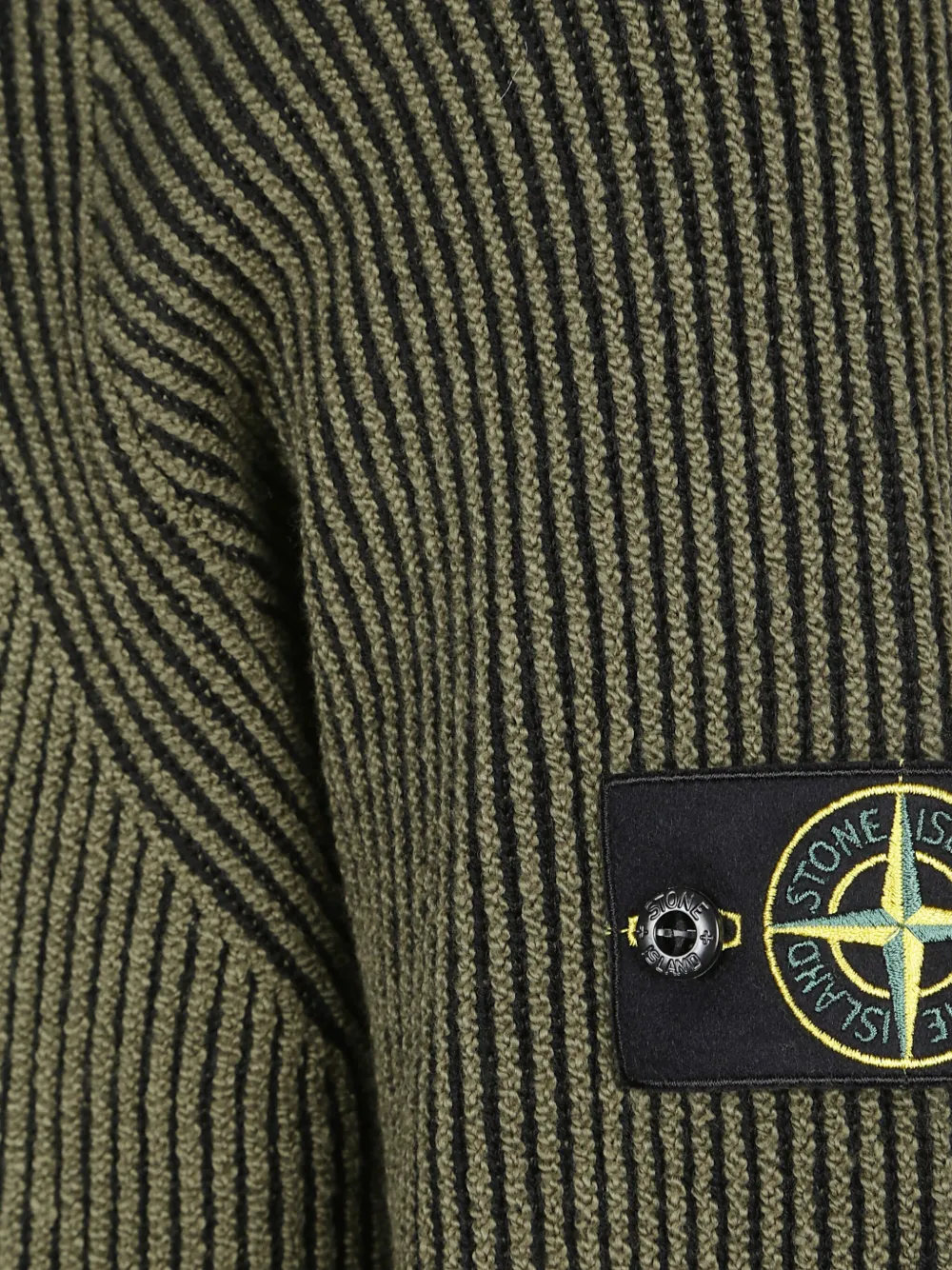 Свитер в рубчик с высоким воротником Stone Island, зеленый — фото 2