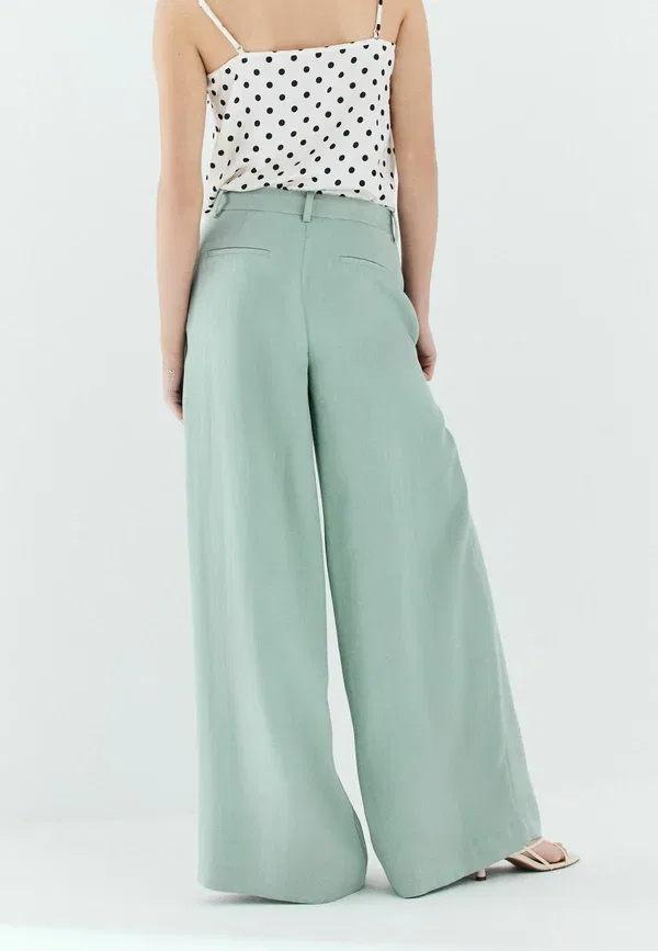 Брюки Next Petite fit crinkle fabric wide leg tailored trousers, цвет шалфейно-зеленый — фото 3
