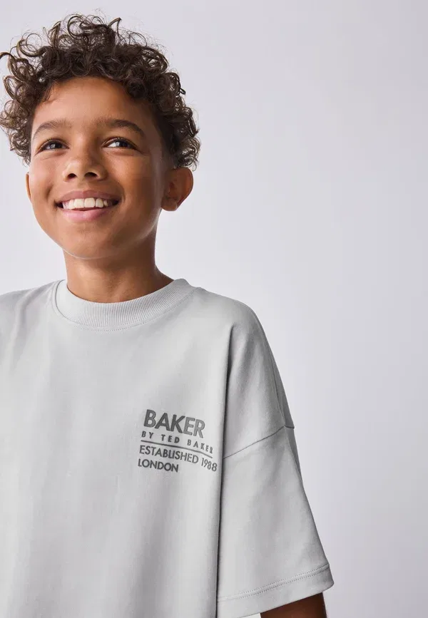 Шорты с графическим принтом Baker By Ted Baker, серый — фото 4