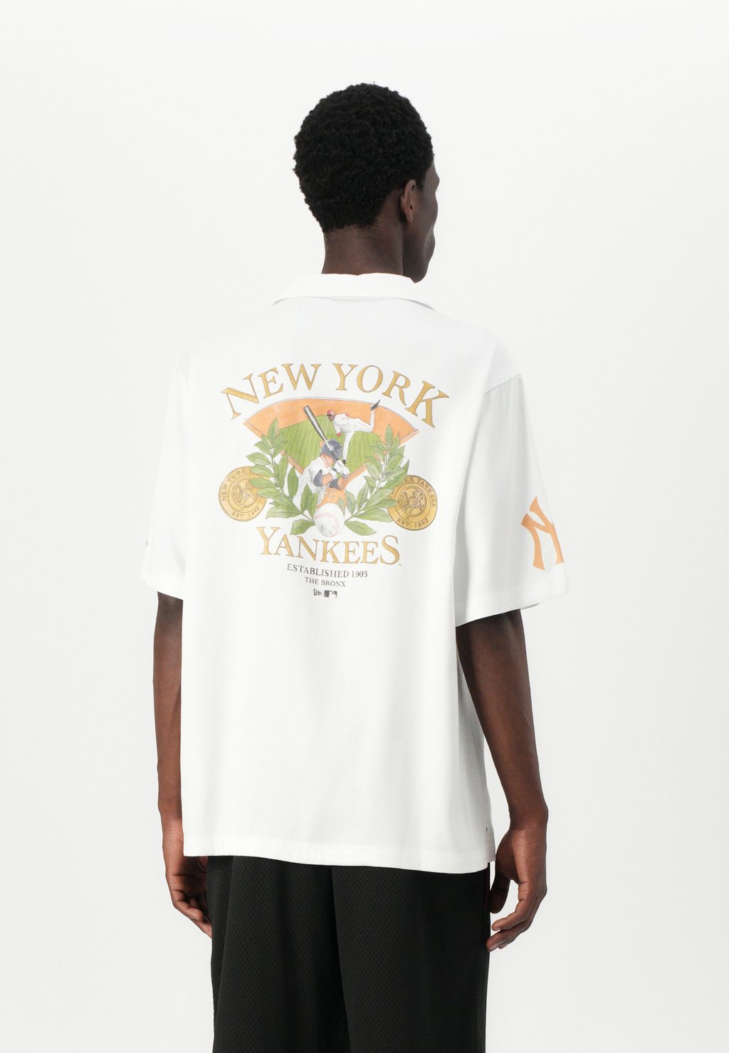 

Рубашка GRAPHIC REVERE SHIRT New Era, белый