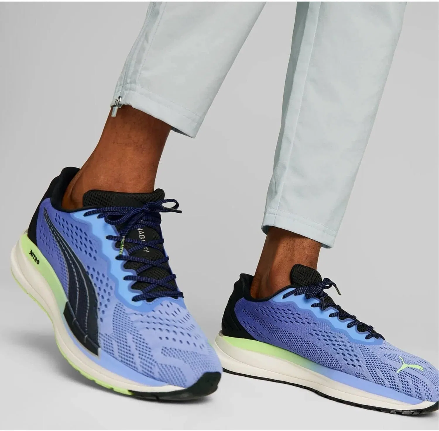 Мужские спортивные кроссовки PUMA Magnify Nitro Surge, Purple — фото 2