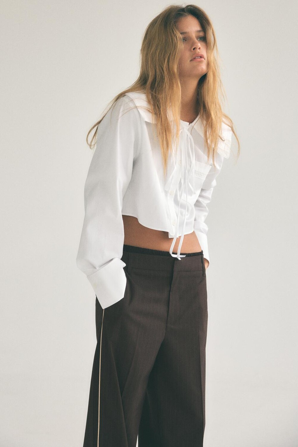 

Укороченная рубашка с воротником питер пэн ZARA, белый