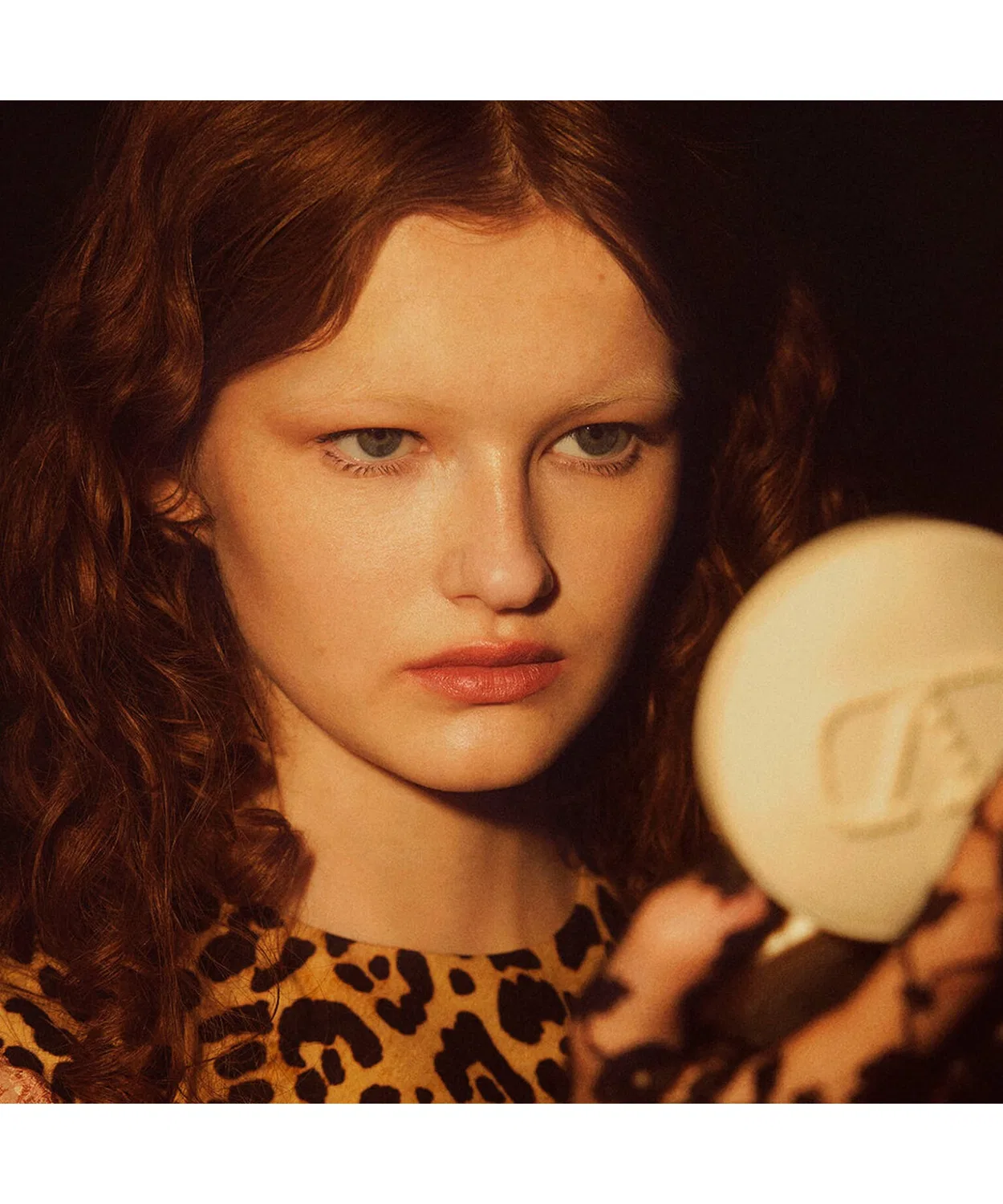Кушон-основа сияющая VALENTINO BEAUTY Go Cushion Glow Ivory Collection — фото 4