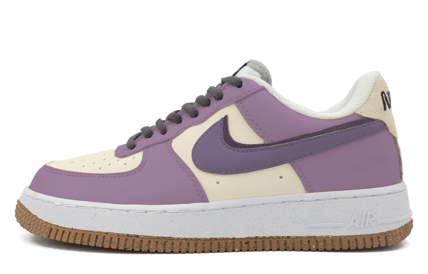 

Женские кроссовки для скейтбординга Nike Air Force 1, Purple