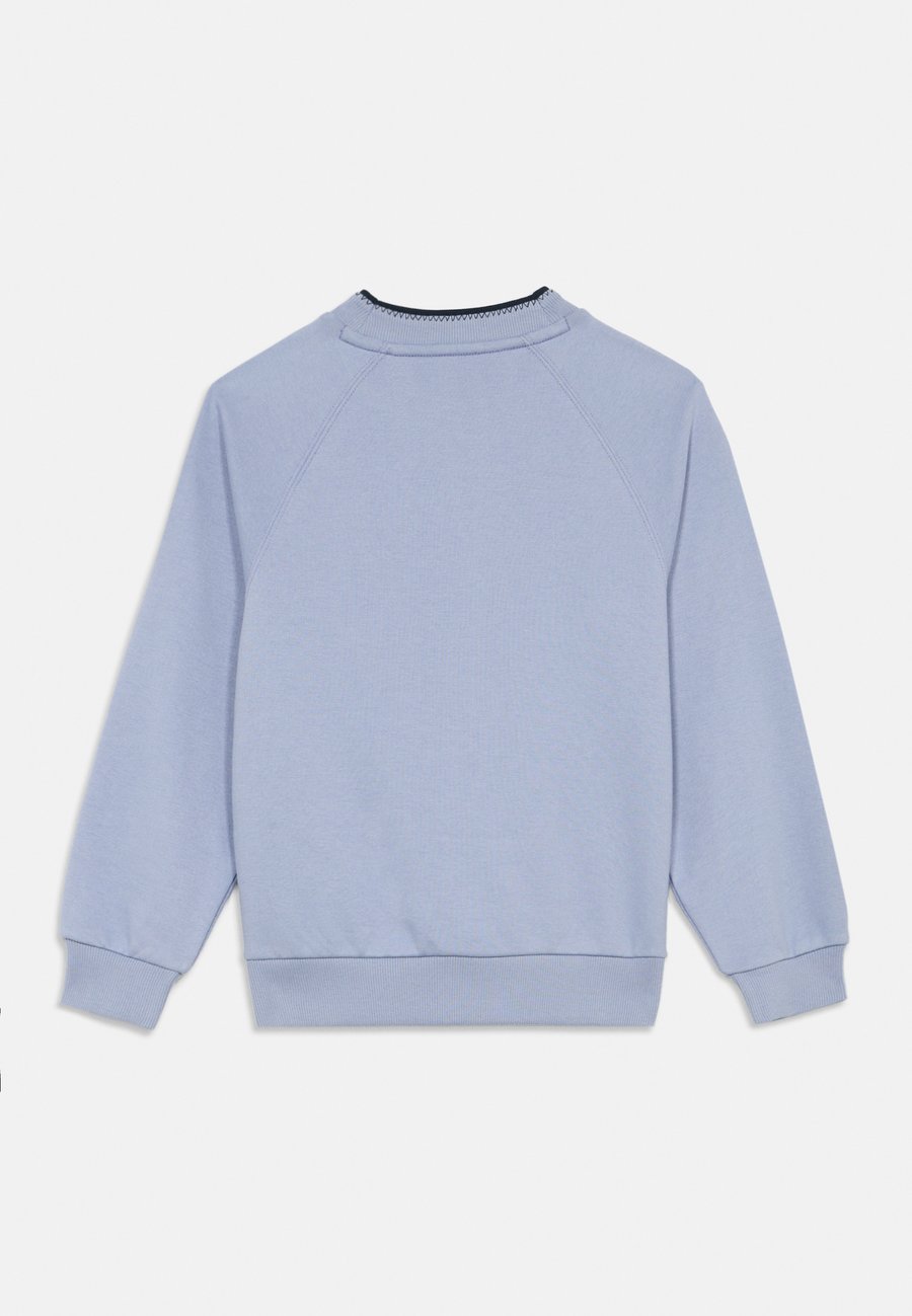 Толстовка Tommy Hilfiger HEART LOGO EMBROIDERY SWEATSHIRT, Periwinkle Dusk/Lilac — фото 2