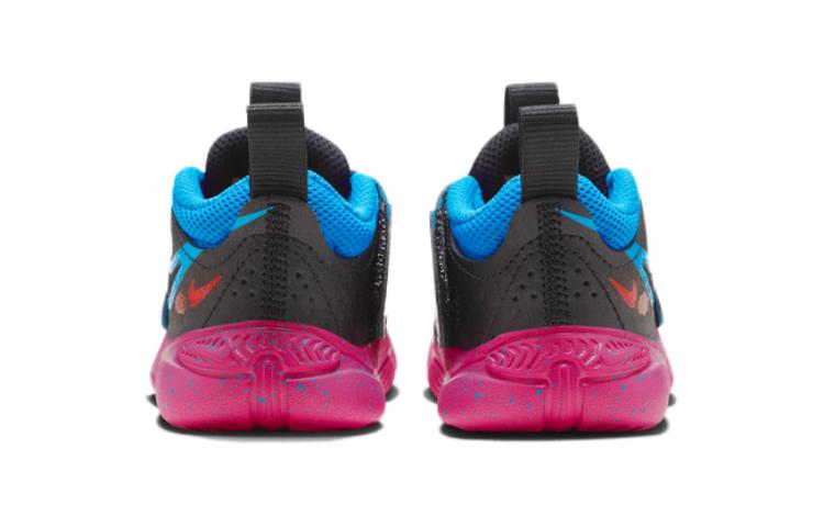 Комфортные износостойкие низкие кроссовки для малышей Team Hustle D 11 Black Purple Infant And Toddler Nike — фото 4