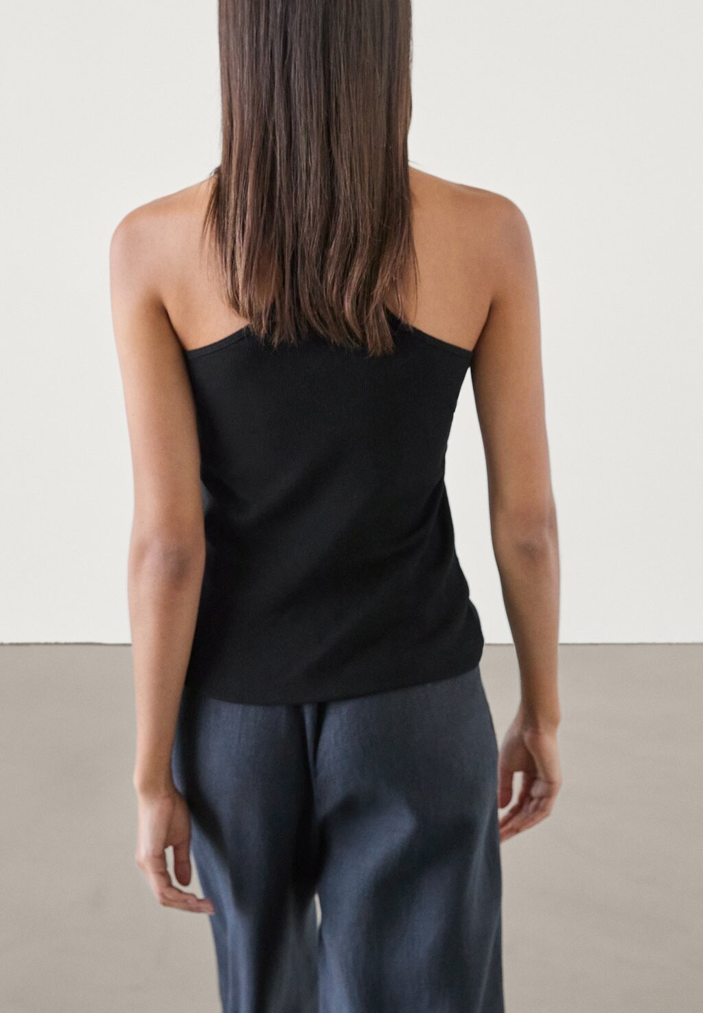 

Топ STRAPPY Massimo Dutti, черный