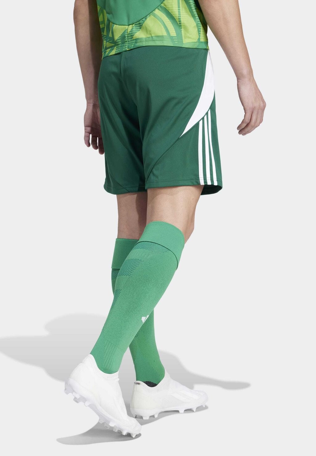 Спортивные шорты TIRO24 SHORT adidas Performance, цвет team dark green/white — фото 4