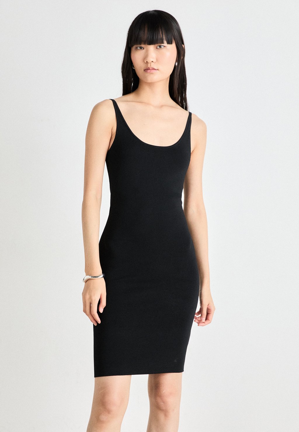 

Платье-футляр DRESS Calvin Klein Jeans, черный