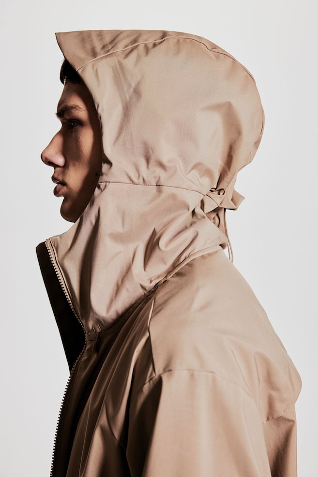 

Водоотталкивающая куртка softshell, стандартного кроя H&M, бежевый