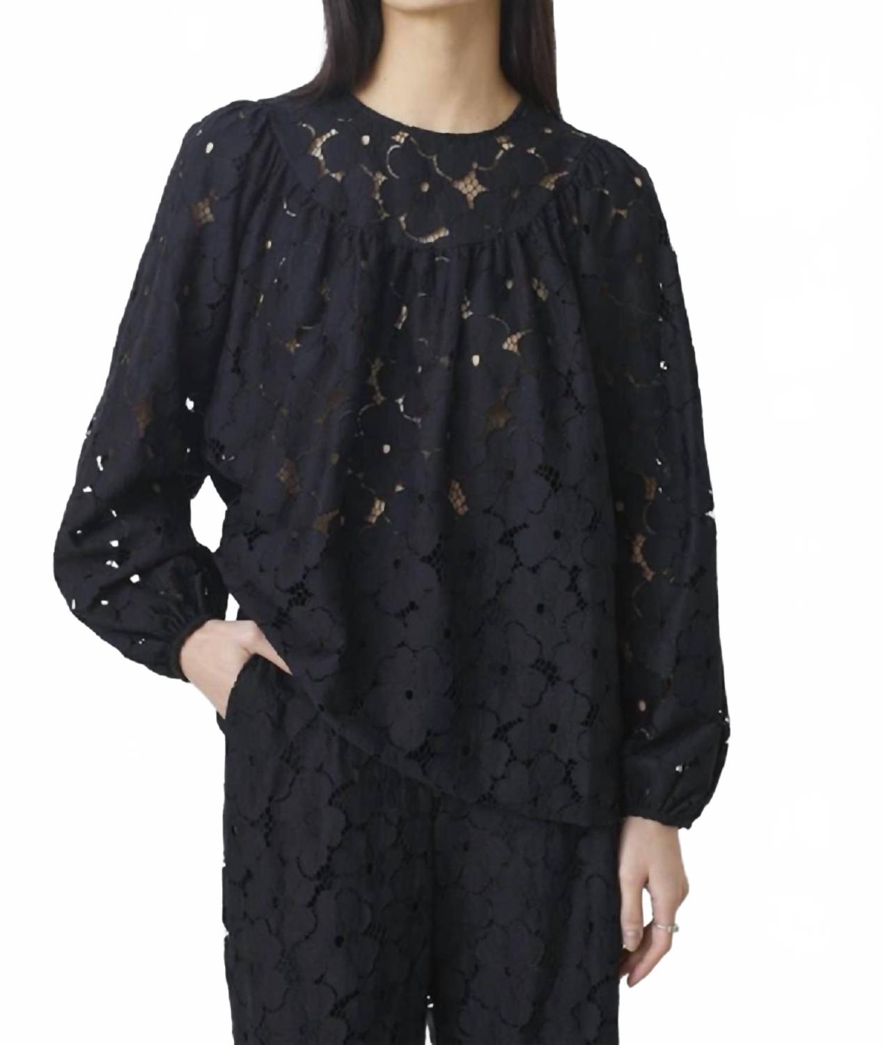 

Черная блузка с ажурным кружевом Suncoo, черный