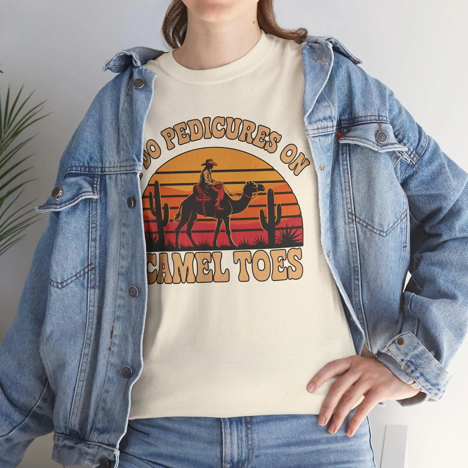 GENERIC Футболка I Do Pedicures on Camel Toes, провокационная футболка, неловкий мем 90-х винтажный бутлег — фото 3