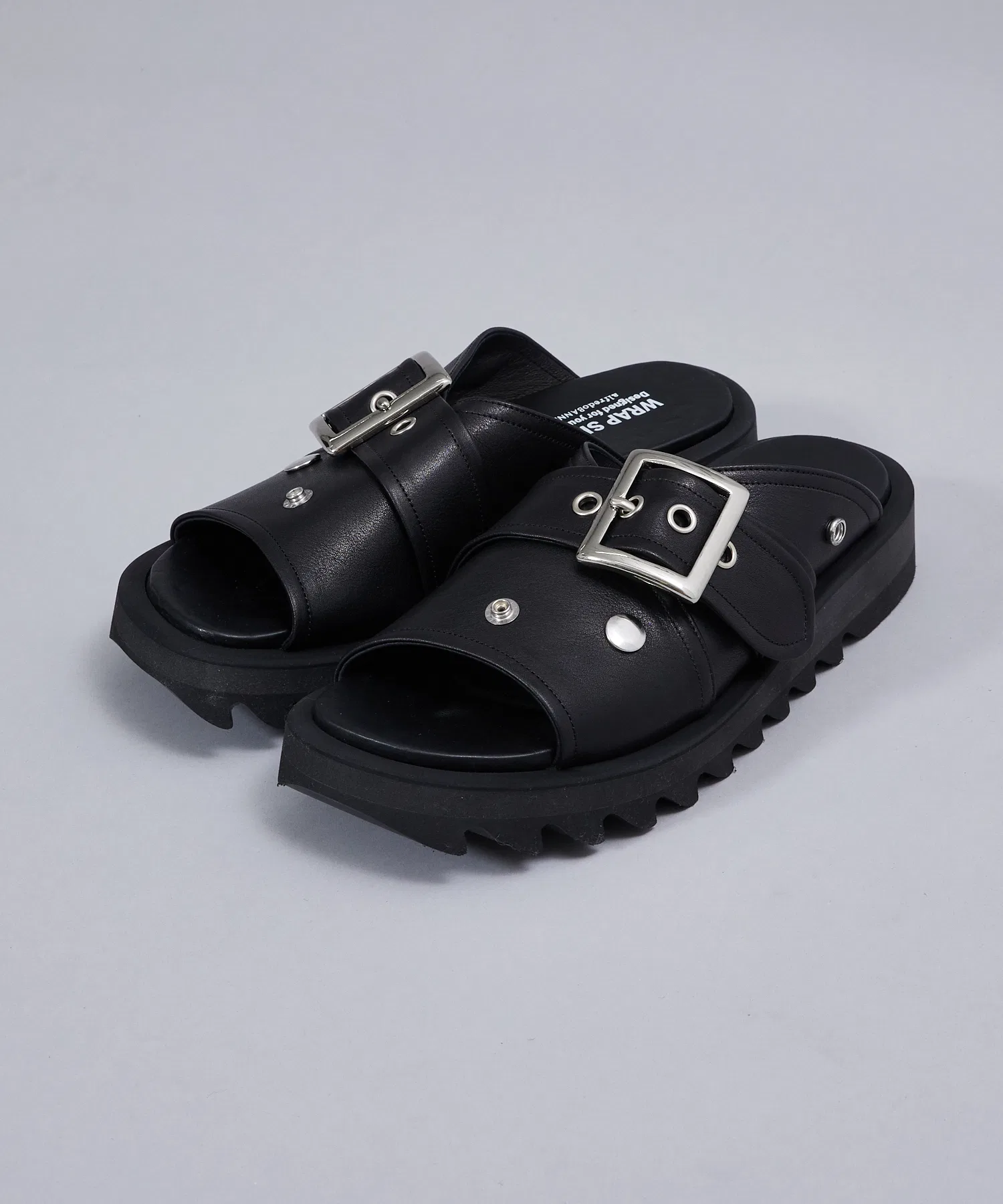 Мужские сандалии alfredoBANNISTER WRAP SHOESライダース バックル ボリュームソール スライドサンダル — фото 3
