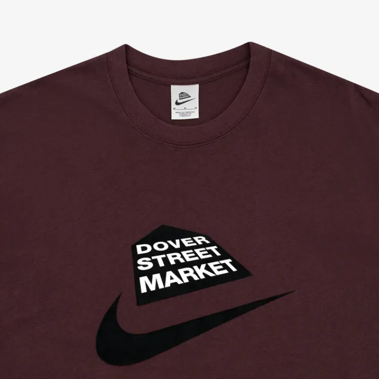 Футболка Nike X DSM Dover Street Market красный — фото 4