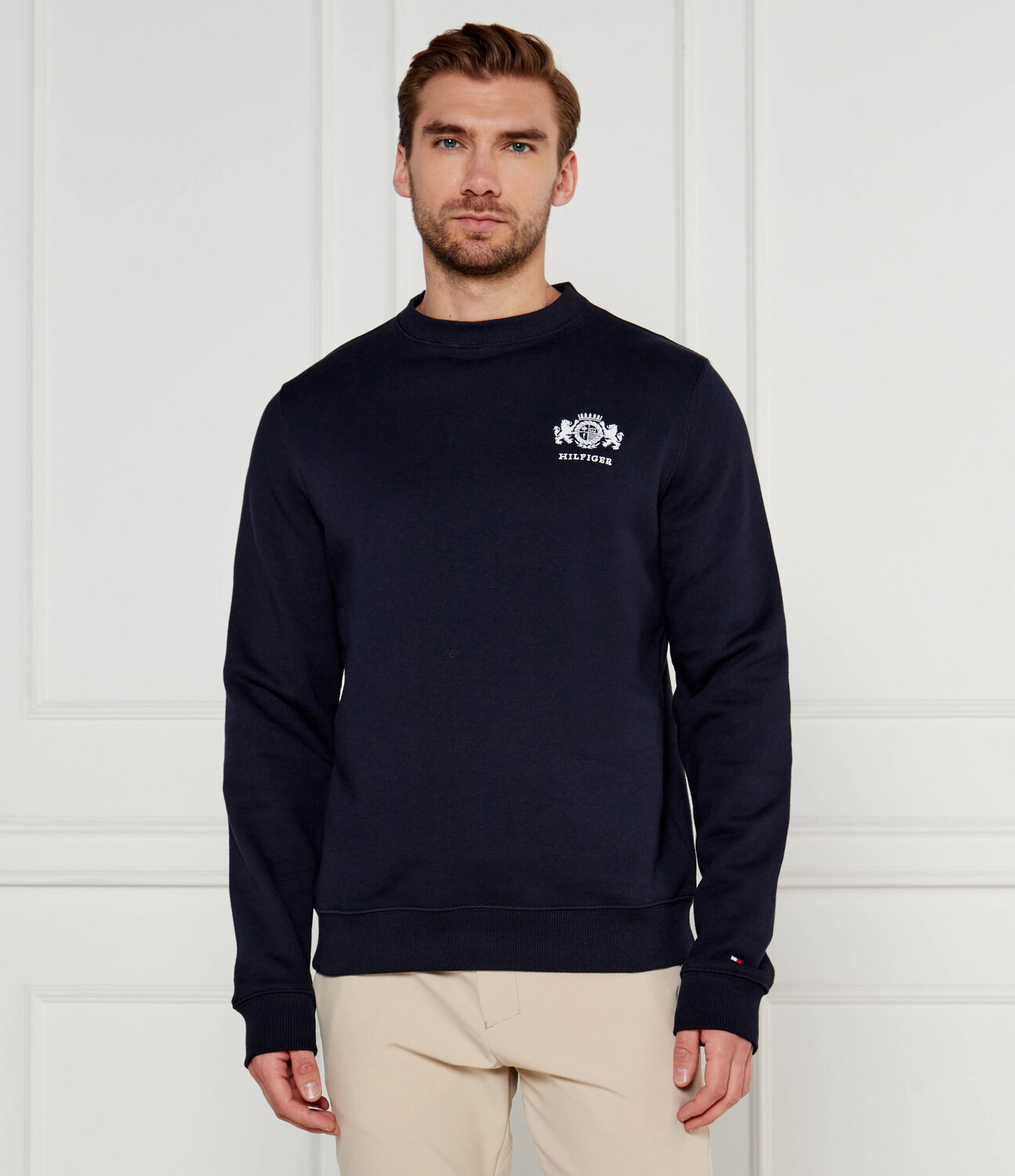 

Толстовка Tommy Hilfiger Regular Fit, черный