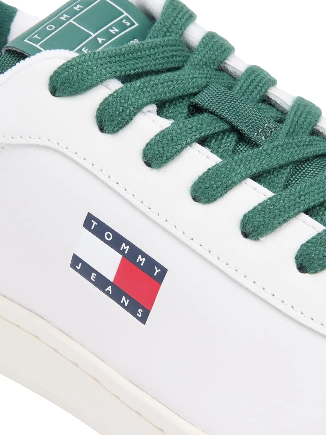 Мужские кроссовки Tommy Jeans Archive '98 Em0em01596 Low Top, White Ecru Shadow Pine — фото 3
