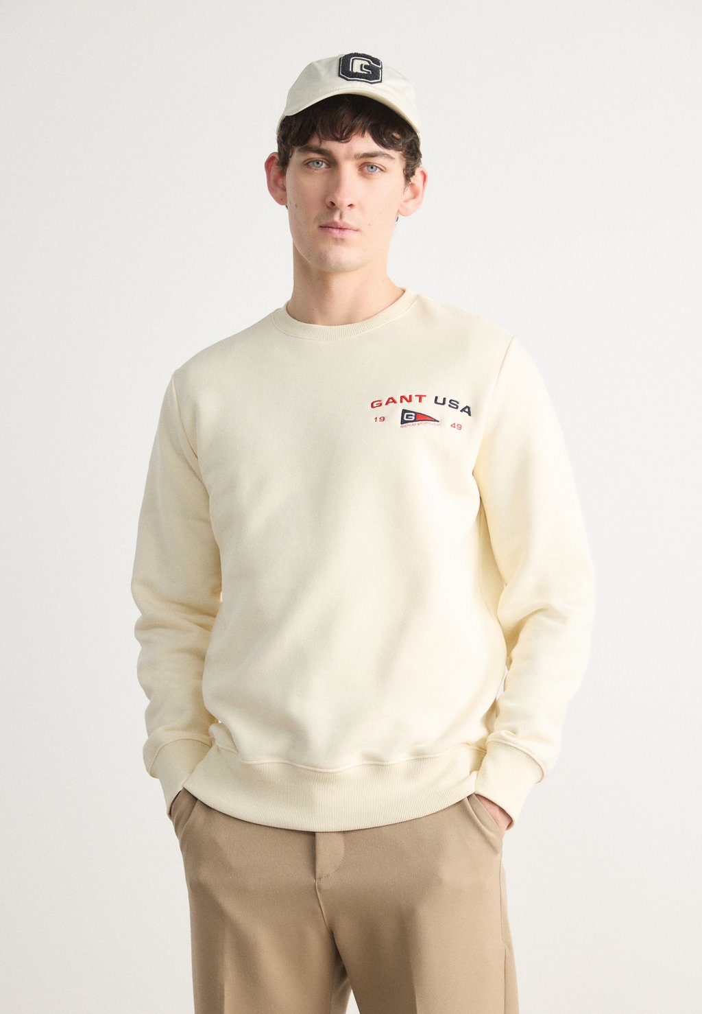

Толстовка GRAPHIC C NECK GANT, слоновая кость