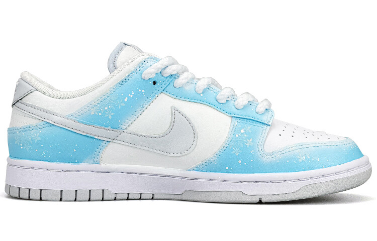 

Кроссовки Nike Dunk, голубой/белый