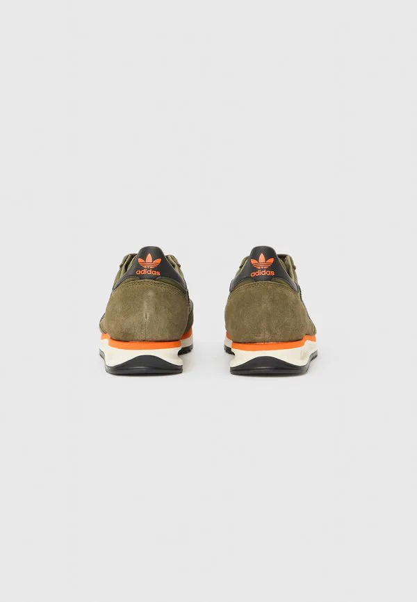 Кроссовки унисекс sl 72 Adidas Originals, Olive Strata/Core Black/Pure Orange — фото 3
