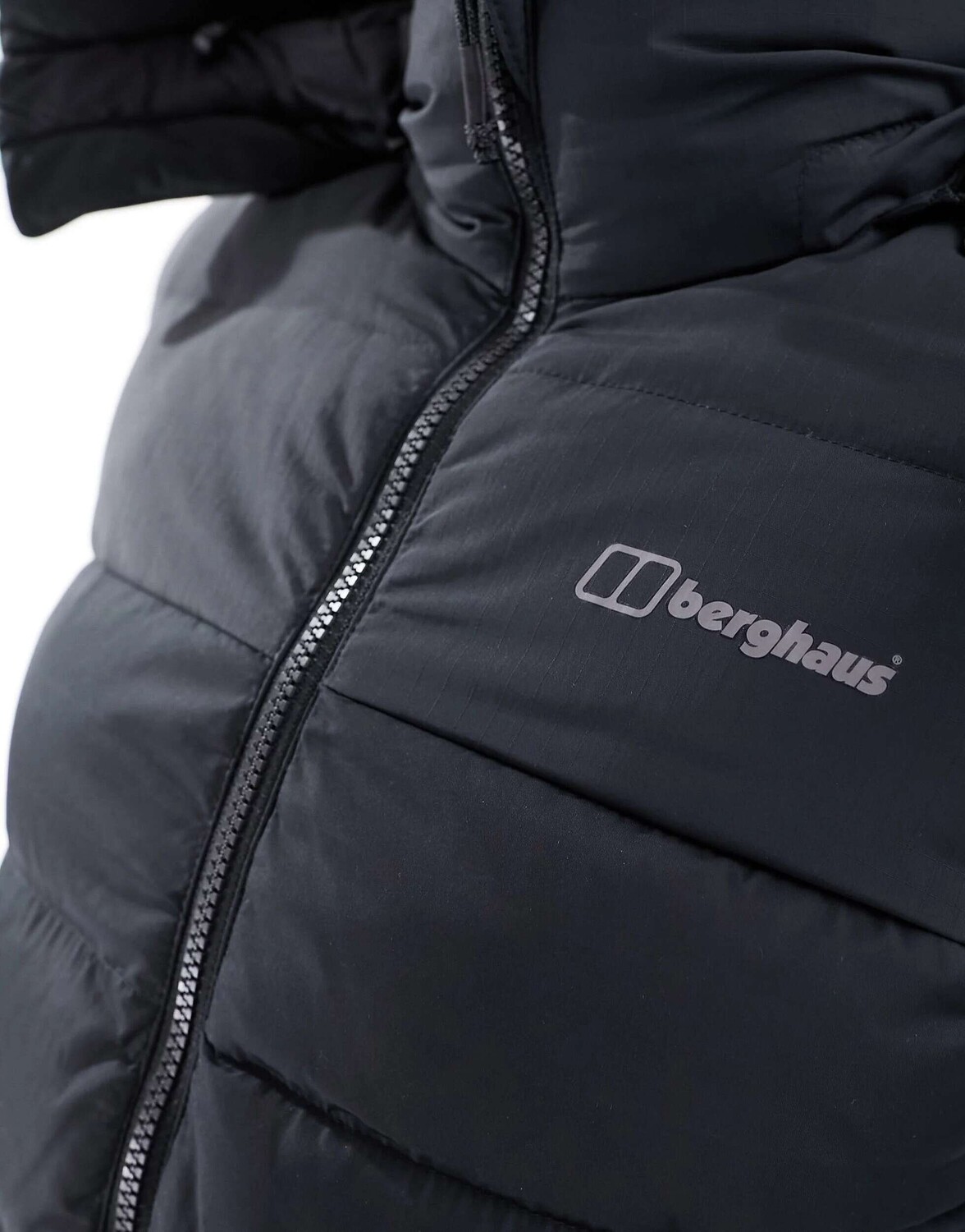 

Черный длинный пуховик Berghaus Embo 4в1