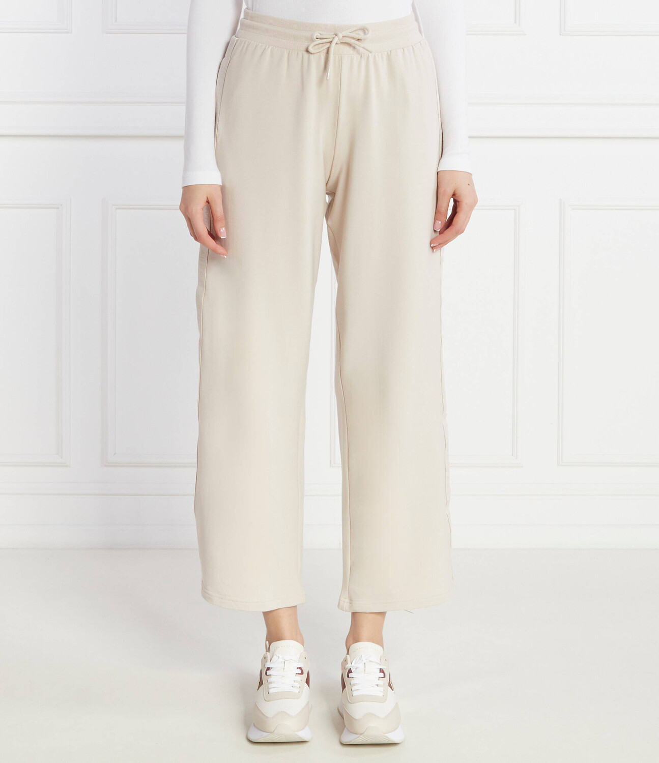 

Спортивные брюки Tommy Hilfiger Underwear Relaxed fit, бежевый