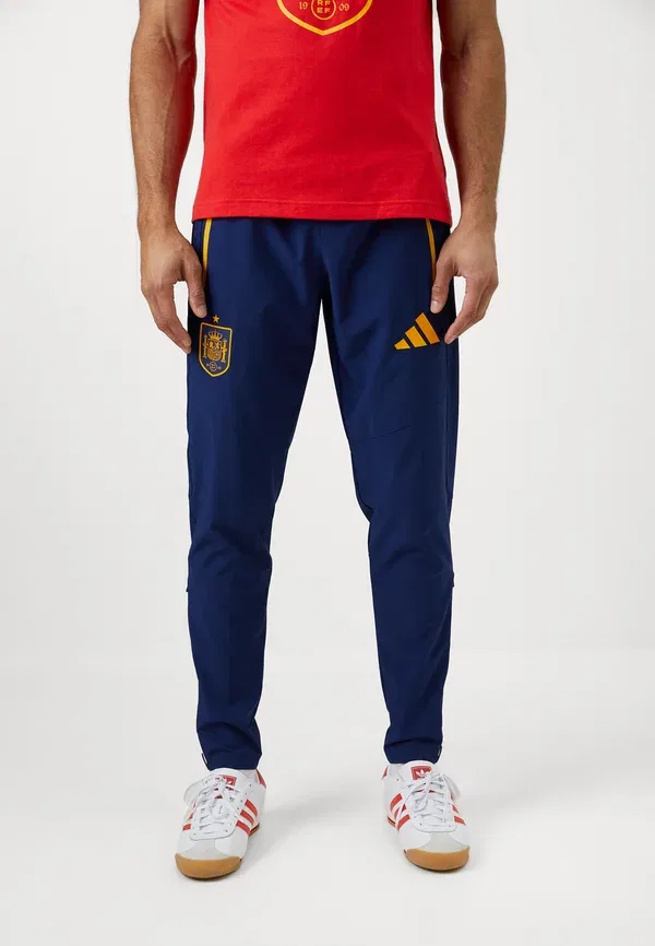 Футболка Spain tiro travel national team wear Adidas Performance, темно-синяя — фото 3