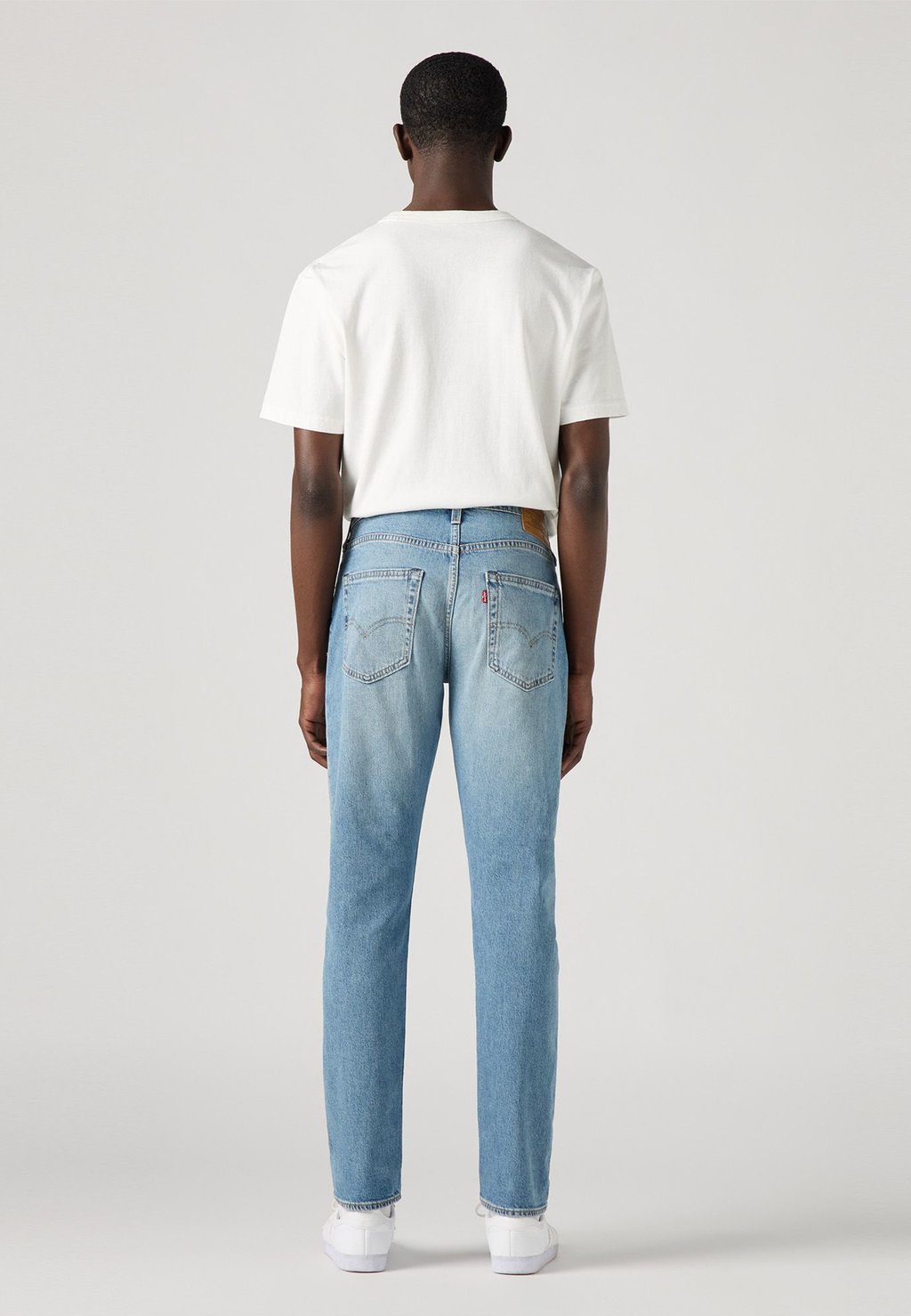 Джинсы зауженного кроя SLIM TAPER Levi's®, светло-голубой деним — фото 2