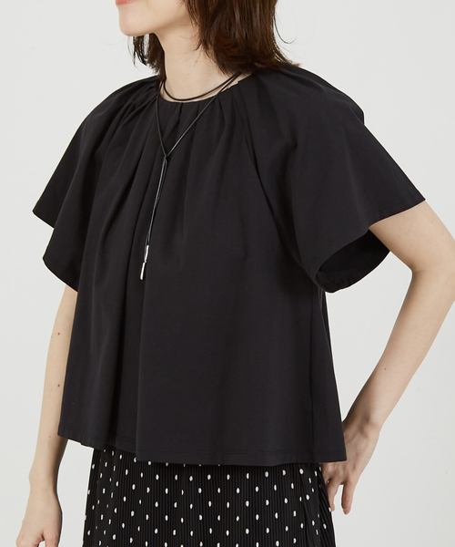 

Футболка короткая расклешенная Abahouse mavie, черный