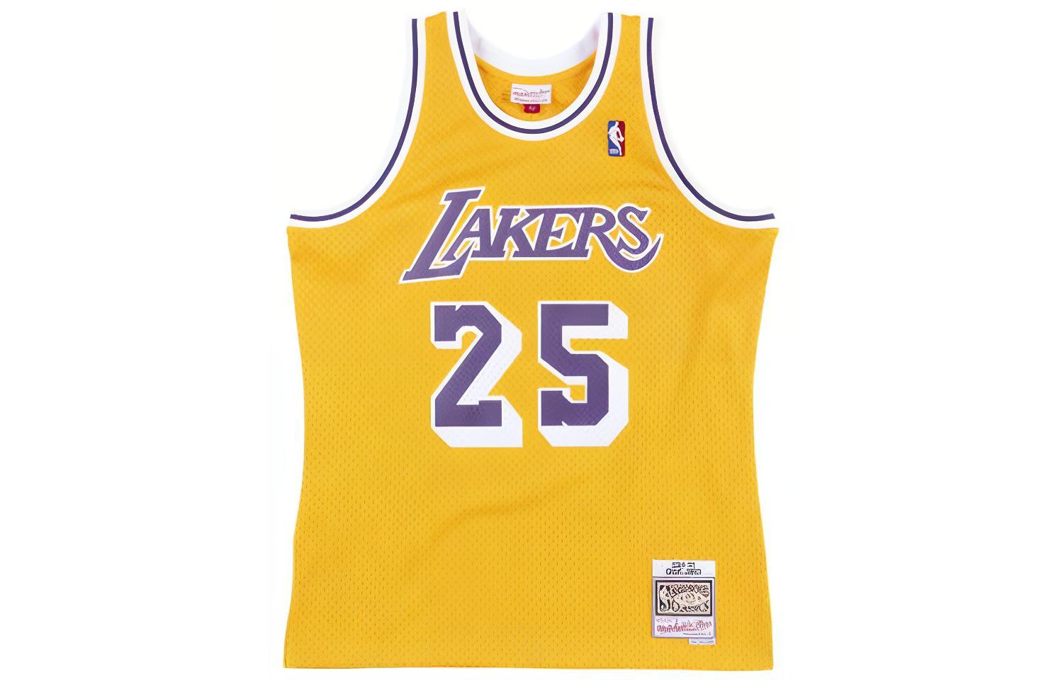 

Майка баскетбольная Mitchell & Ness Eddie Jones NBA Lakers 1994-1995 Swingman, желтая