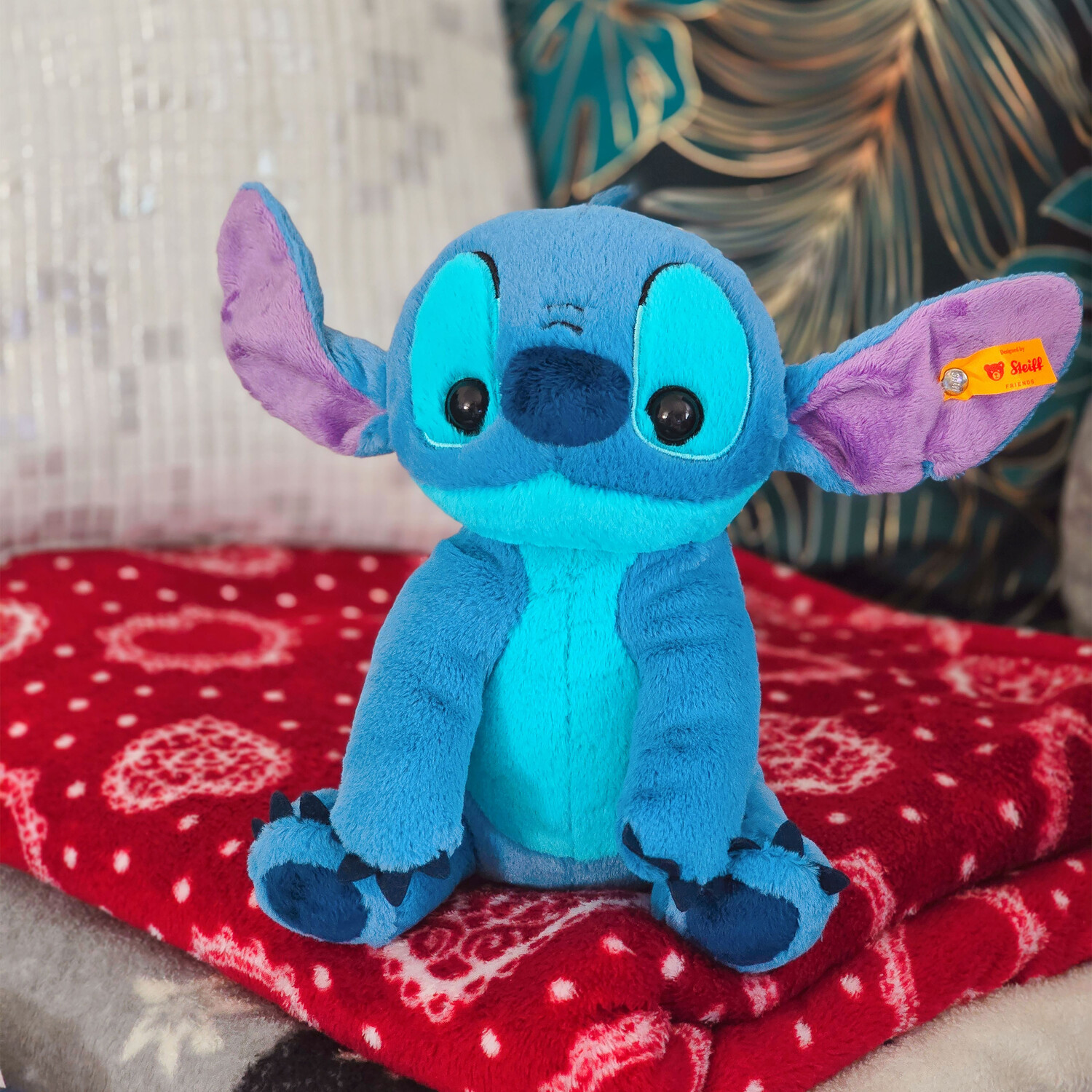 

Фигурка коллекционера стежков от Steiff - Lilo & Stitch