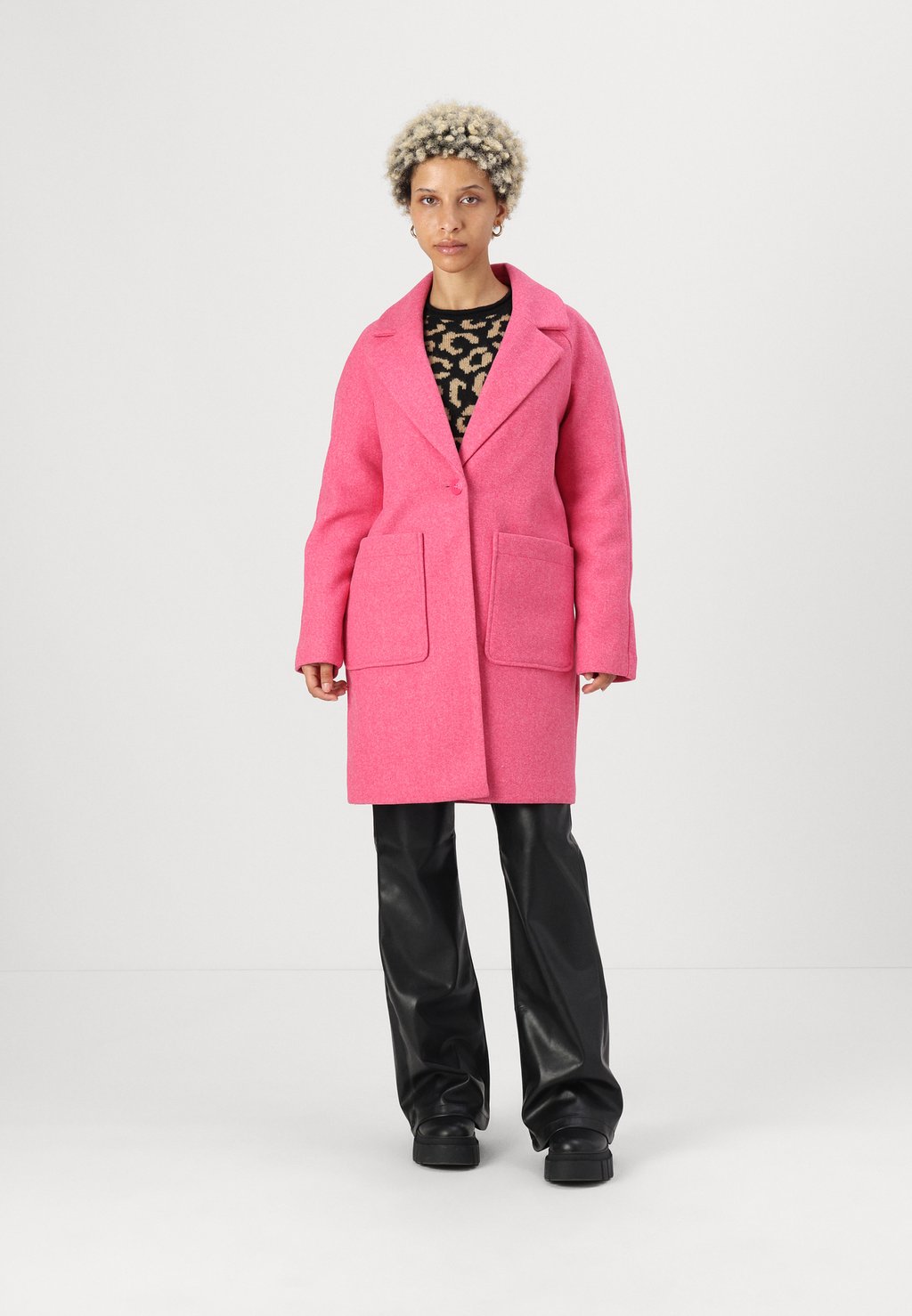 

Классическое пальто ONLVICTORIA LIFECOAT ONLY Petite, розовый