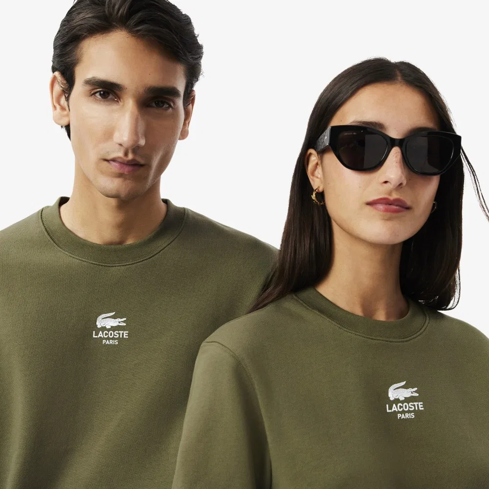 Мужской мягкий свитшот с круглым вырезом цвета хаки от Lacoste — фото 2