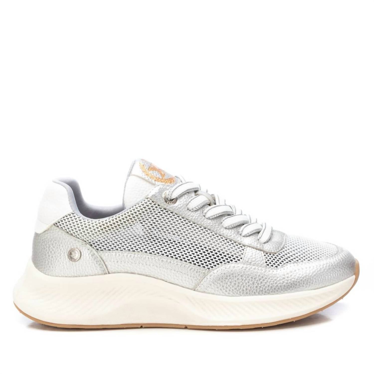Женские кроссовки Trainer в серебристом цвете Xti
