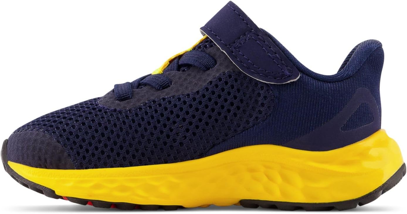 Детские кроссовки для бега New Balance Fresh Foam Arishi V4, красный — фото 4