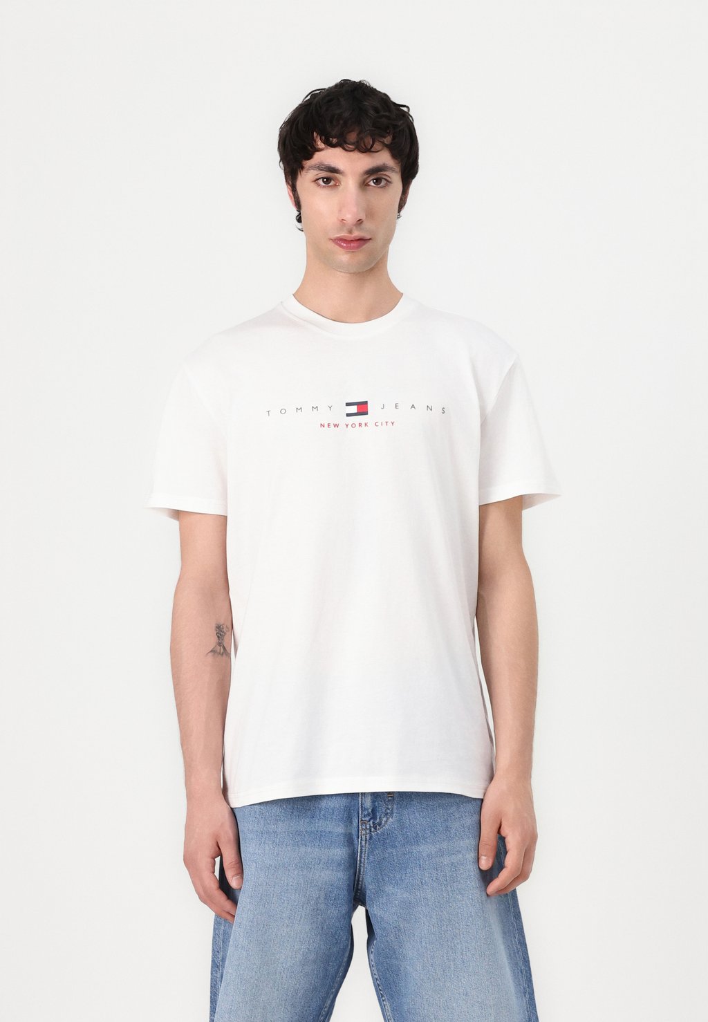 

Футболка с принтом FLAG LINEAR TEE Tommy Jeans, кремовый
