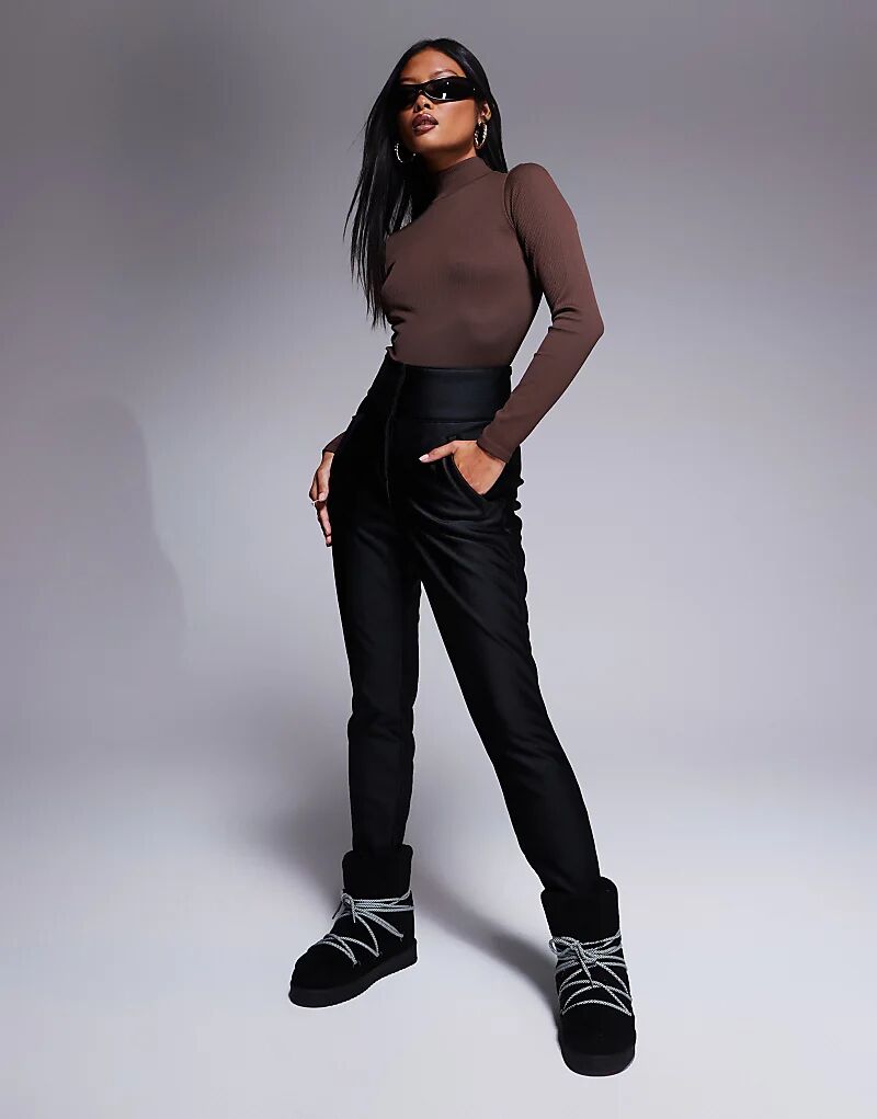 

Узкие водоотталкивающие брюки Petite Ski softshell черного глянцевого цвета ASOS 4505