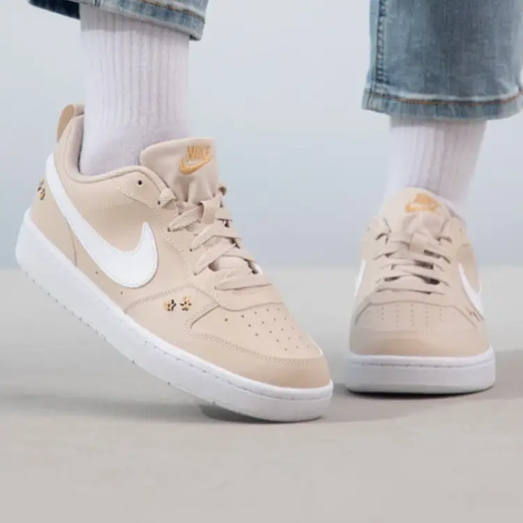 Court Borough Low Recraft SE GS «Вышитые цветы» Nike, кремовый